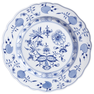 Dinner Plate, Shape "New Cutout", Blue Onion, white rim, Ø 28 cm