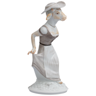 Cow Mrs. Respect, Coloured with gold, H 18,5 cm