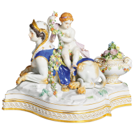 Sphinx with child, H 22,5 cm