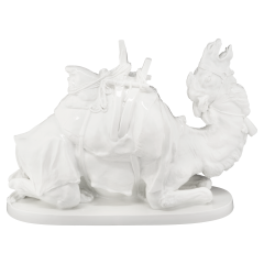 Pack camel lying, white, L 49 cm