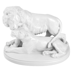Lion group, white, L 23 cm