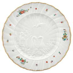Dinner Plate, Shape "Swan Service", Oriental strewn flowers, gold rim (Swan service), ø 28 cm