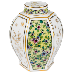 Box with "Flower-Head and Butterfly Fantasias", 14,5 cm