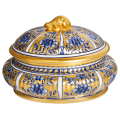 Box with hare, L 14 cm