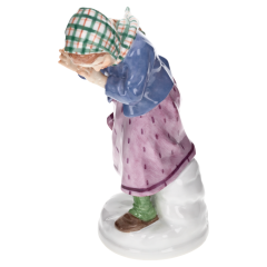 Girl, defensive, Coloured, without gold, H 13 cm