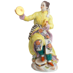 Asian woman with cymbals, Coloured with gold, H 13 cm