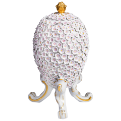 Box with Snowball Blossoms, H 16,5 cm