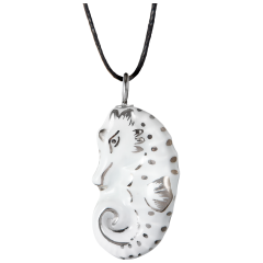 Pendant "Platinum" half relief Seahorse, 3,5 x 1,8 cm