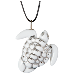 Pendant "Platinum" Full relief Turtle, 4 x 3,3 cm