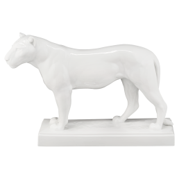Lioness standing, white, H 31 cm