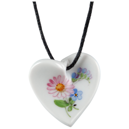 Pendant "Curved heart", Daisy, 2,5 x 2,5 cm