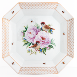 Dish "Peony with hedge sparrows and bees", lim. 15, 28,5 x 28,5 cm