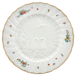 Dinner Plate, Shape "Swan Service", Oriental strewn flowers, gold rim (Swan service), ø 28 cm