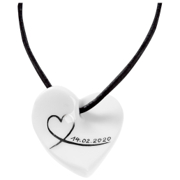 Pendant "Curved heart", Stylized heart with date in black, 2,5 x 2,5 cm, 2,5 x 2,5 cm