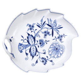 Candy dish, Shape "New Cutout", Blue Onion, white rim, L 19 cm
