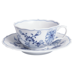 Tea cup & saucer, Shape "New Cutout", Blue Onion, white rim, V 0,2 l