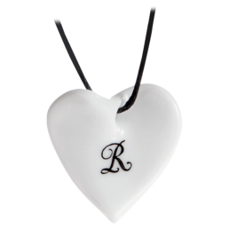 Pendant "Curved heart" with monogram (1 letter) in Black, 2,5 x 2,5 cm